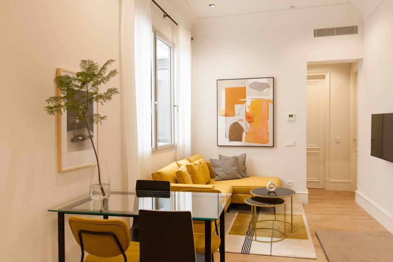 Isg Apartments Cedaceros 12 Севілья Екстер'єр фото