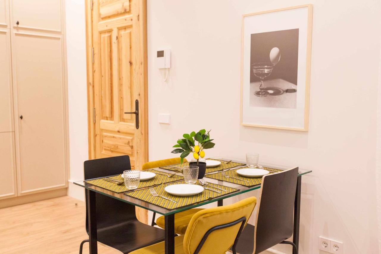 Isg Apartments Cedaceros 12 Севілья Екстер'єр фото